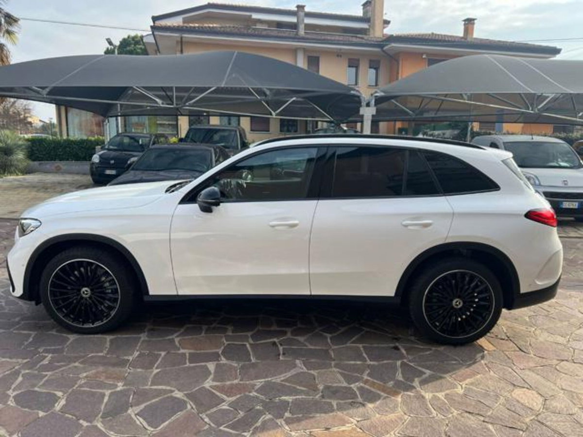 Mercedes-Benz GLC 220 d 4Matic Mild Hybrid AMG Premium Plus (6)
