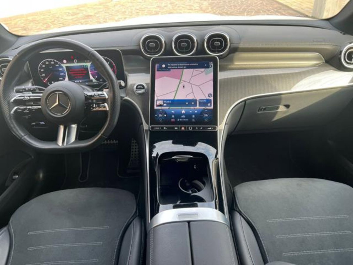 Mercedes-Benz GLC 220 d 4Matic Mild Hybrid AMG Premium Plus (9)