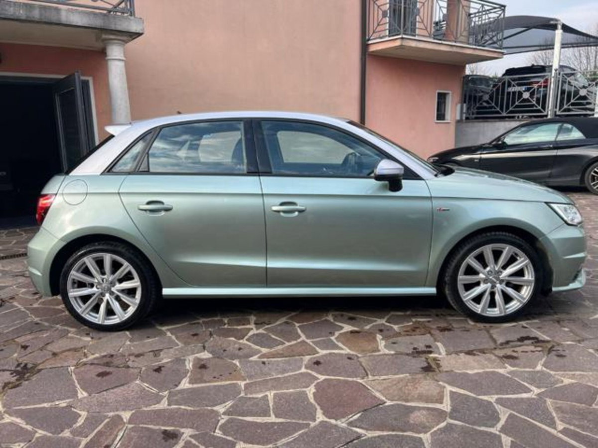 Audi A1 Sportback 1.4 TDI Sport (2)