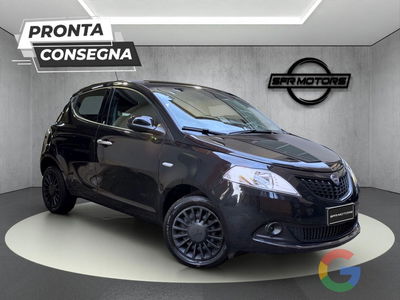 Lancia Ypsilon 1.0 FireFly 5 porte S&S Hybrid Gold Plus usata
