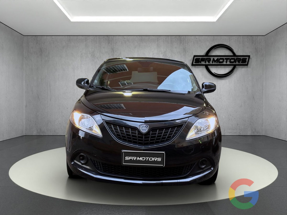 Lancia Ypsilon 1.0 FireFly 5 porte S&S Hybrid Gold Plus (2)