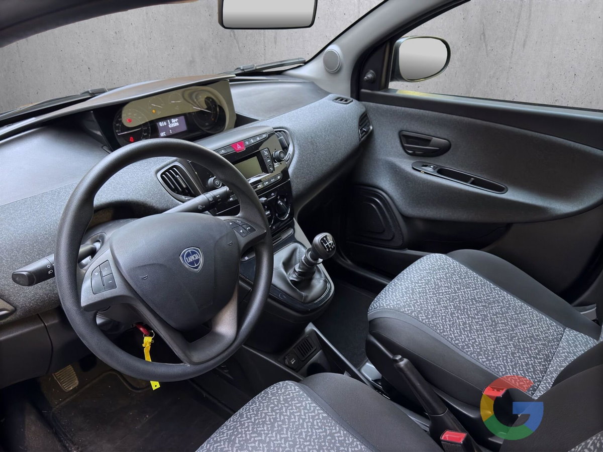 Lancia Ypsilon 1.0 FireFly 5 porte S&S Hybrid Gold Plus (7)
