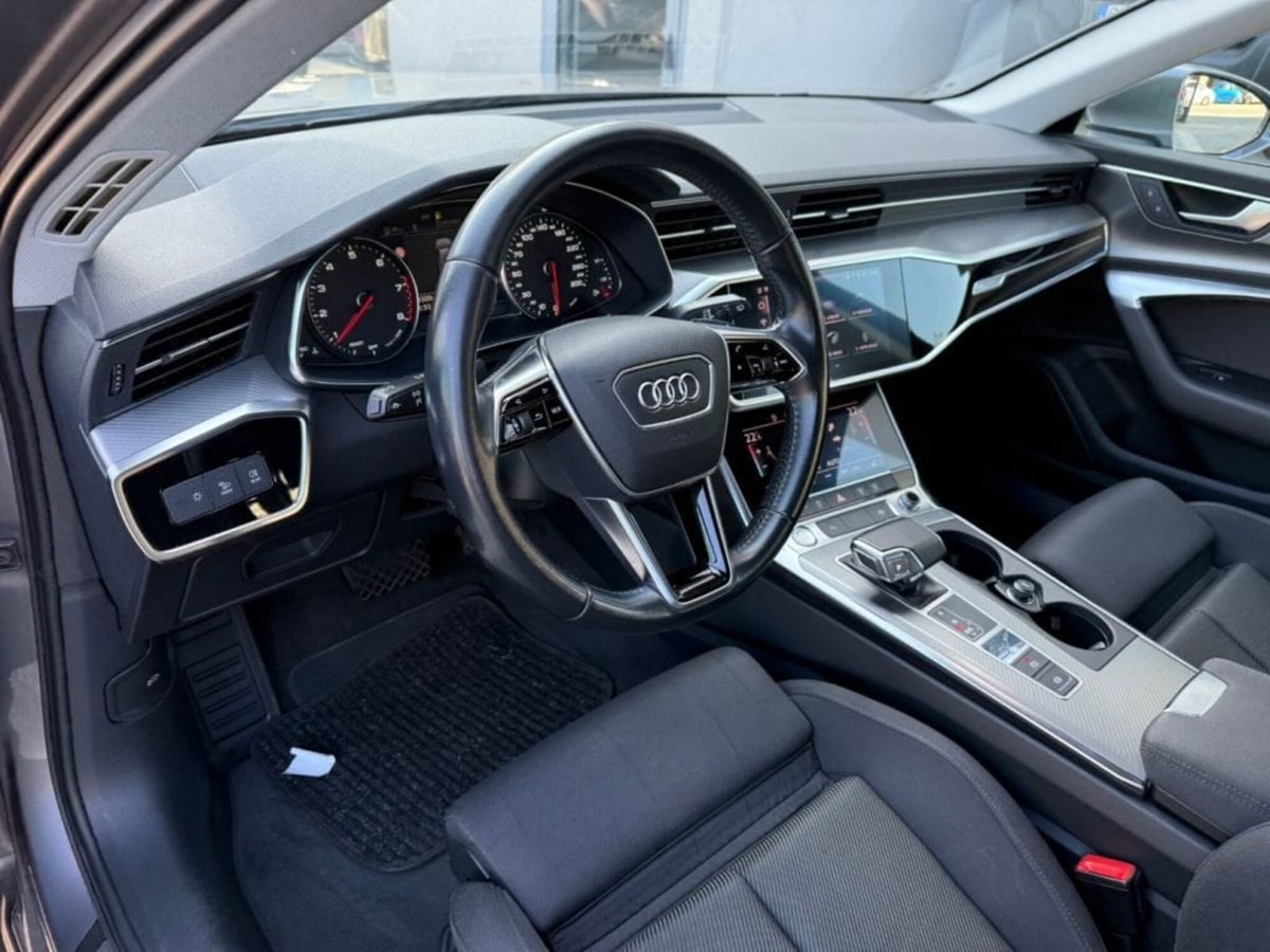 Audi A4 Avant 45 TFSI quattro S tronic Business Advanced (13)