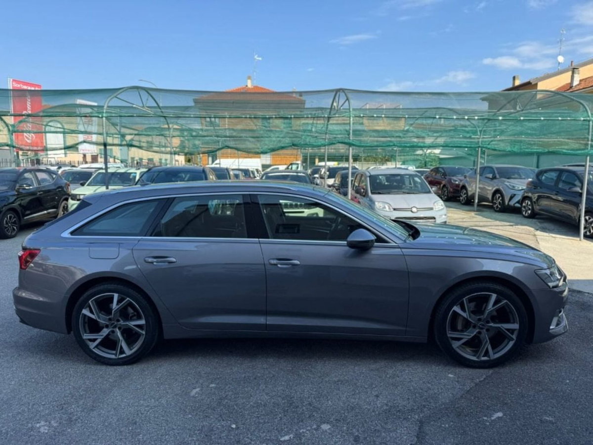 Audi A4 Avant 45 TFSI quattro S tronic Business Advanced (7)