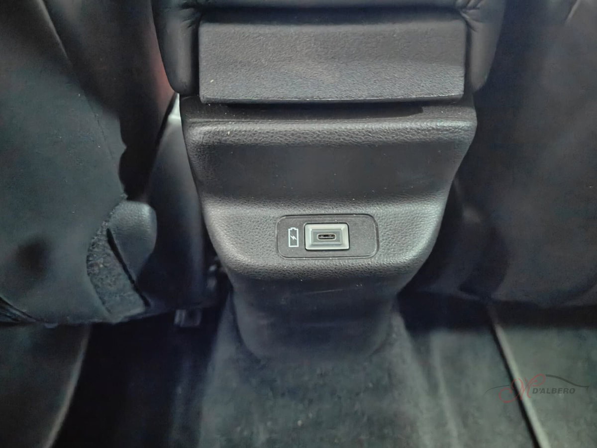 Jeep Avenger 1.2 turbo Summit fwd 100cv (15)