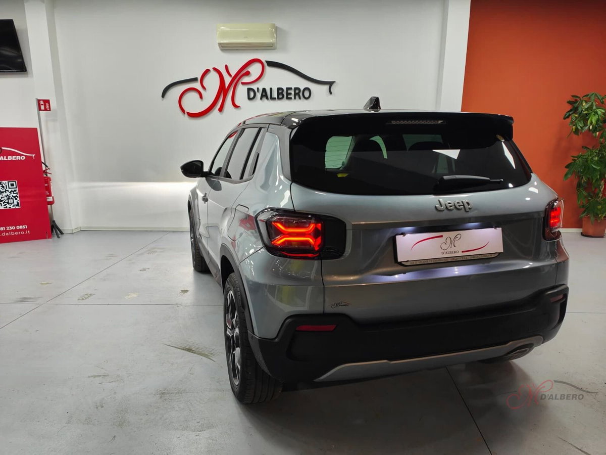Jeep Avenger 1.2 turbo Summit fwd 100cv (7)