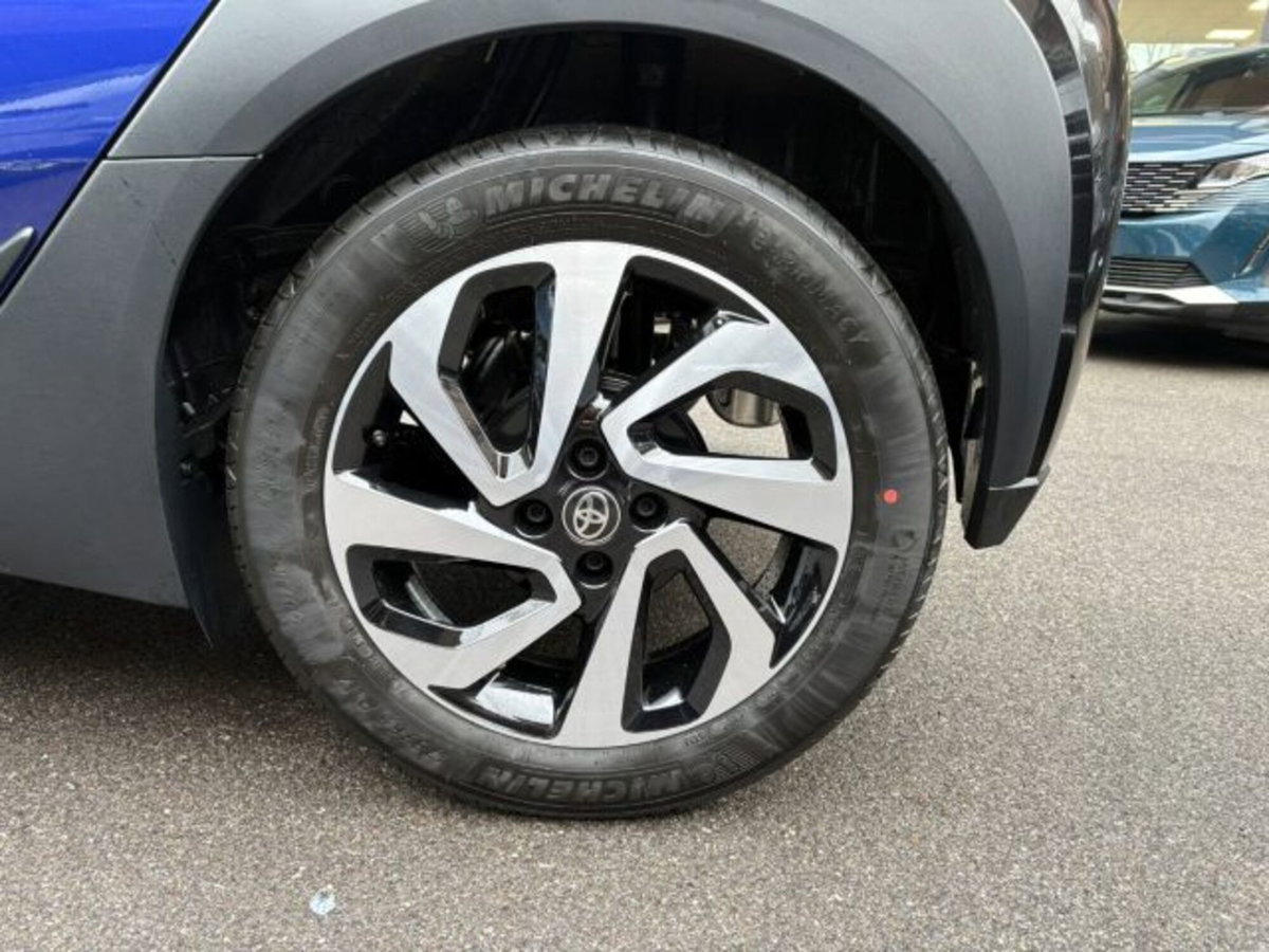 Toyota Aygo X 1.0 VVT-i 72 CV 5 porte Limited S-CVT (16)