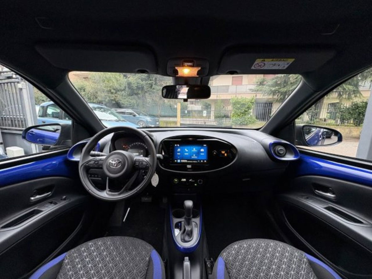 Toyota Aygo X 1.0 VVT-i 72 CV 5 porte Limited S-CVT (7)