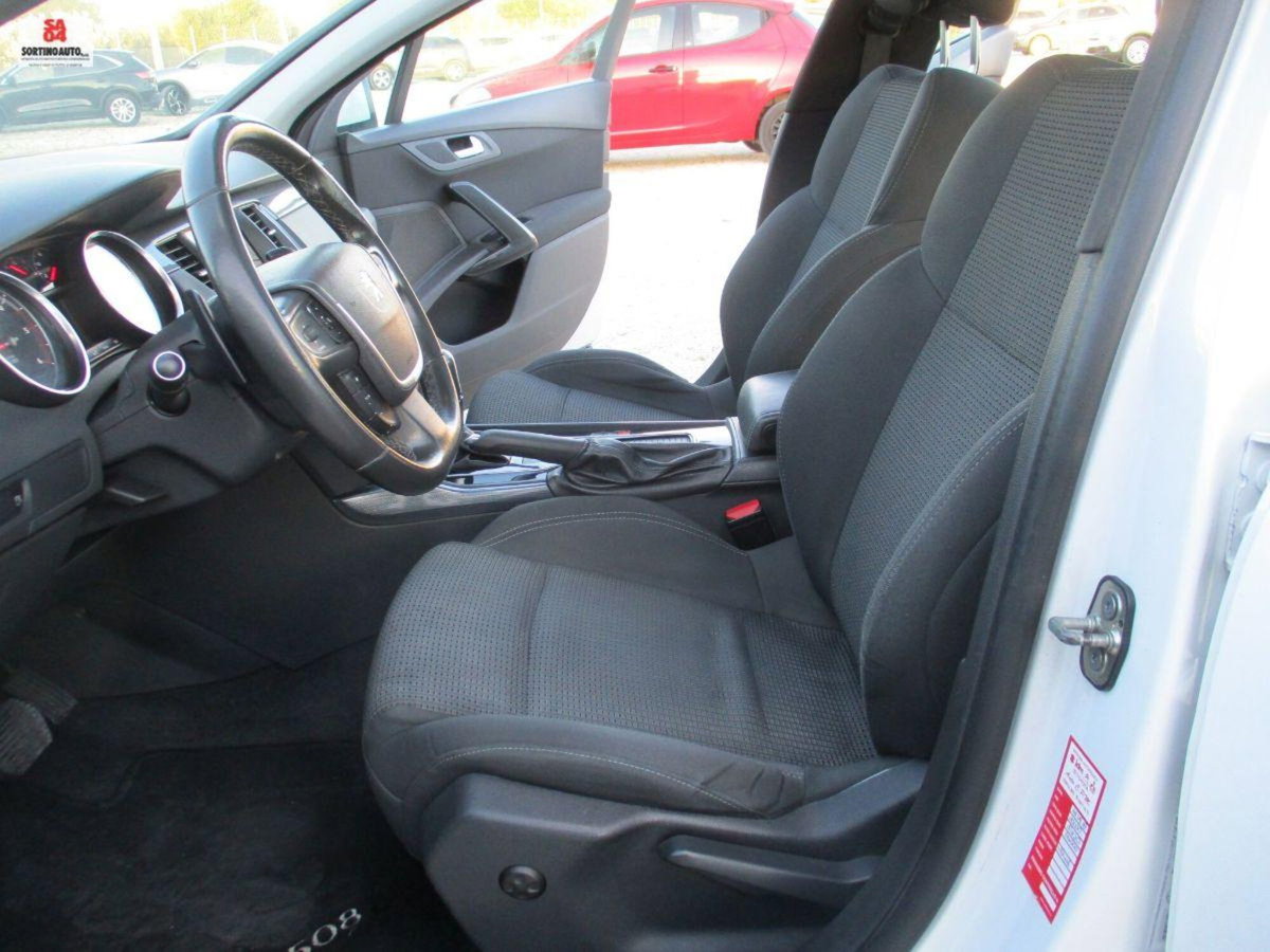 Peugeot 508 SW BlueHDi 120 EAT6 S&S Allure (14)