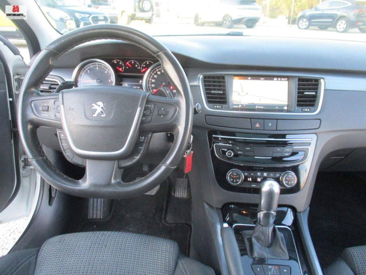 Peugeot 508 SW BlueHDi 120 EAT6 S&S Allure (9)