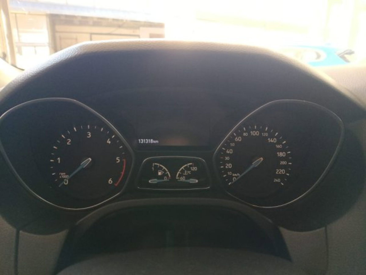 Ford Focus Station Wagon 1.5 TDCi 95 CV Start&Stop SW Titanium (10)
