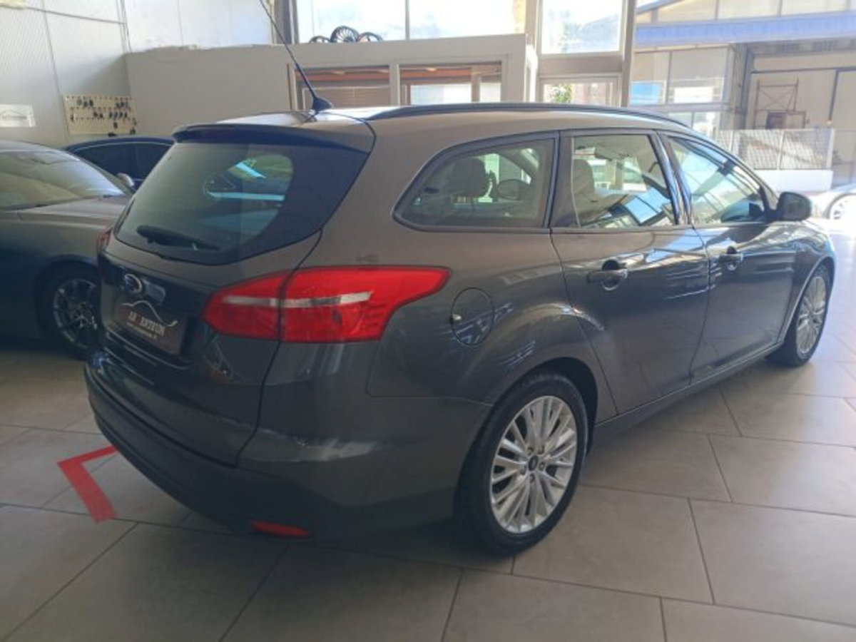 Ford Focus Station Wagon 1.5 TDCi 95 CV Start&Stop SW Titanium (4)