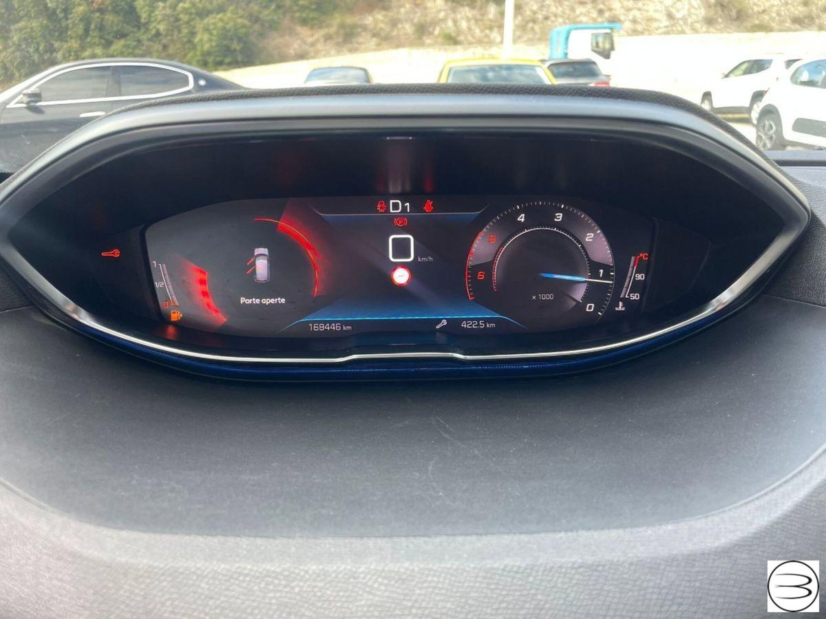 Peugeot 3008 BlueHDi 130 S&S EAT8 Allure Pack (14)