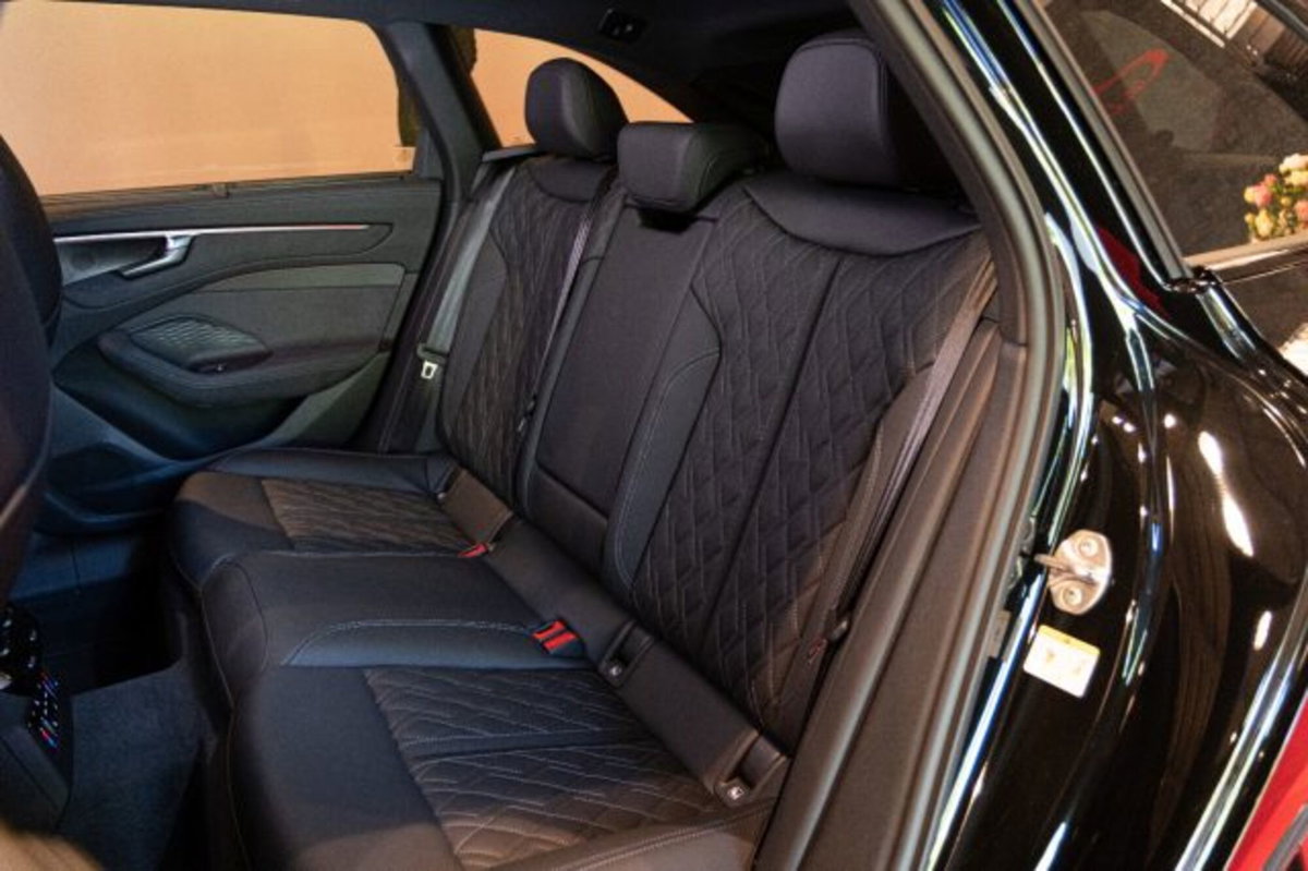 Audi A6 Avant 3.0 TFSI quattro S tronic (11)