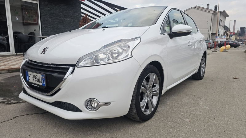 Peugeot 208 VTi 95 CV 5p. GPL Allure