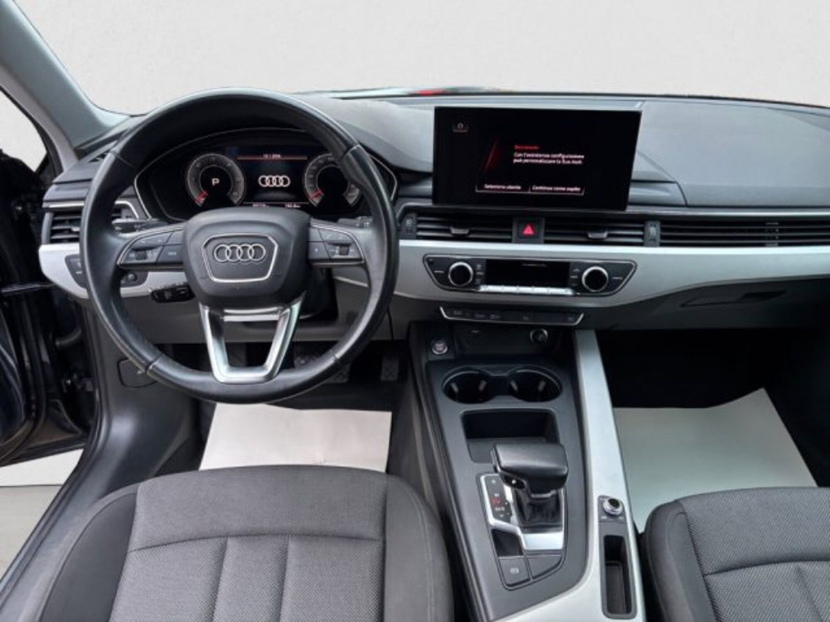 Audi A4 Avant 35 TDI/163 CV S tronic Business Advanced (11)