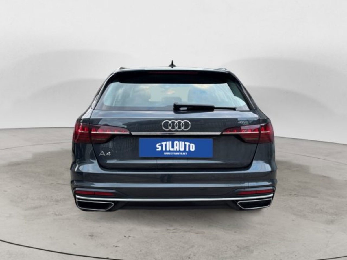 Audi A4 Avant 35 TDI/163 CV S tronic Business Advanced (4)