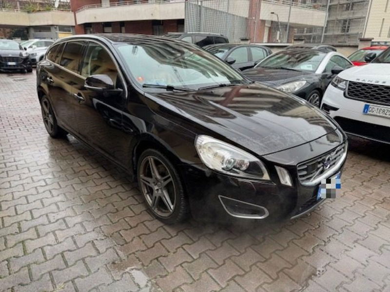 Volvo V60 D5 Geartronic Momentum