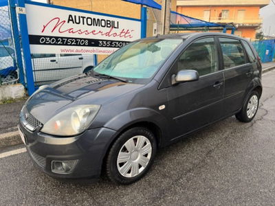 Ford Fiesta 1.4 16V aut. 5p. Ghia usata