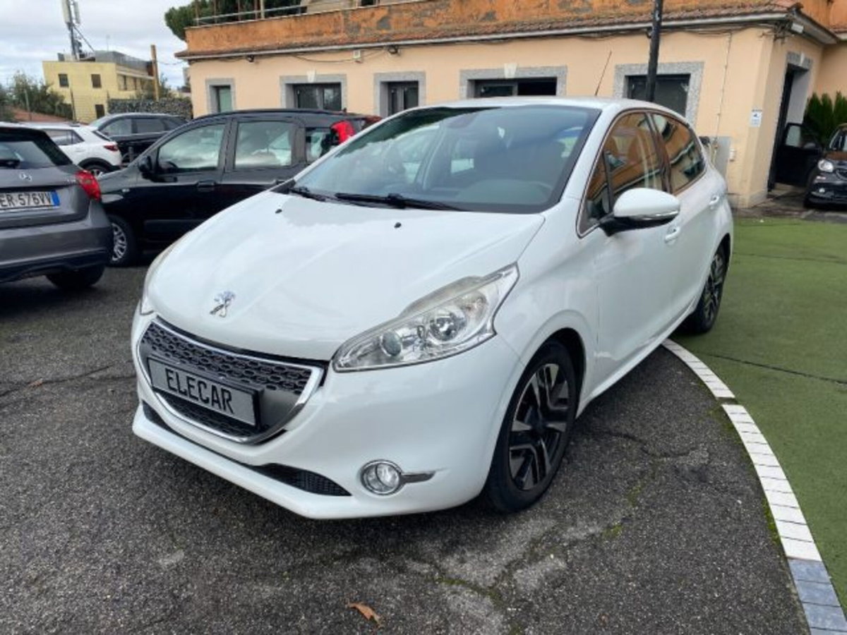 Peugeot 208 VTi 95 CV 5p. Allure