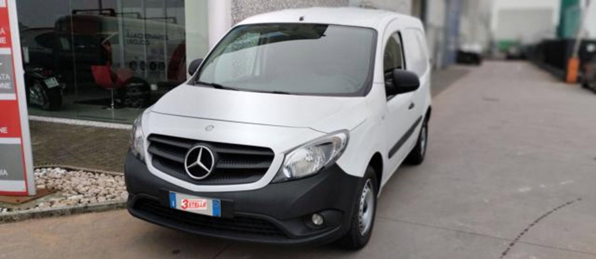 Mercedes-Benz Citan 1.5 109 CDI S&S Furgone Long (2)