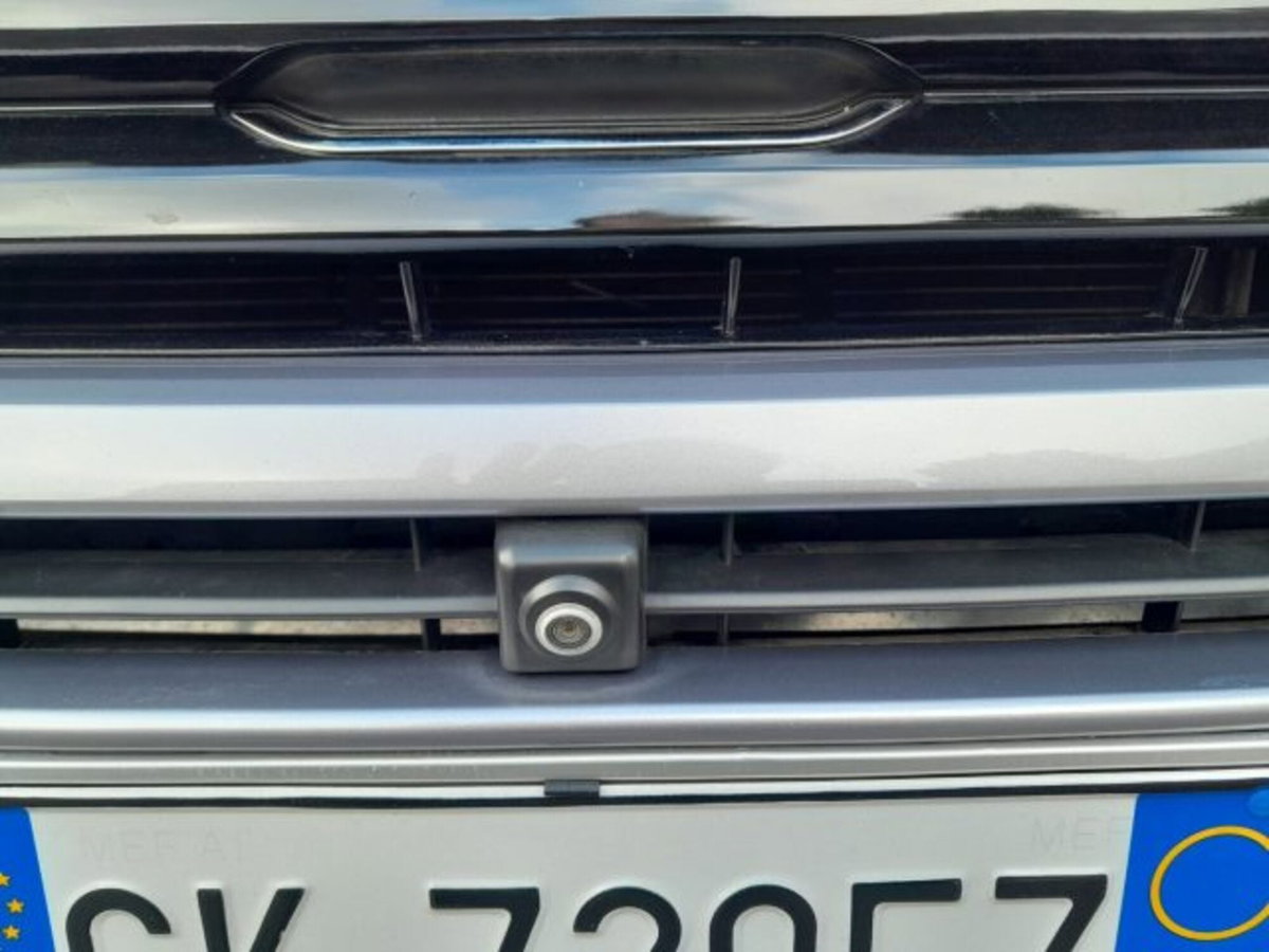 Citroen C5 Aircross Aircross Hybrid 225 E-EAT8 Shine (17)