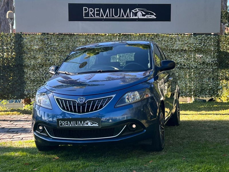 Lancia Ypsilon 1.0 FireFly 5 porte S&S Hybrid Ecochic Gold