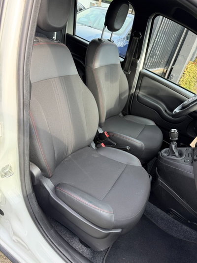 Fiat Panda 1.0 FireFly S&S Hybrid Sport (15)