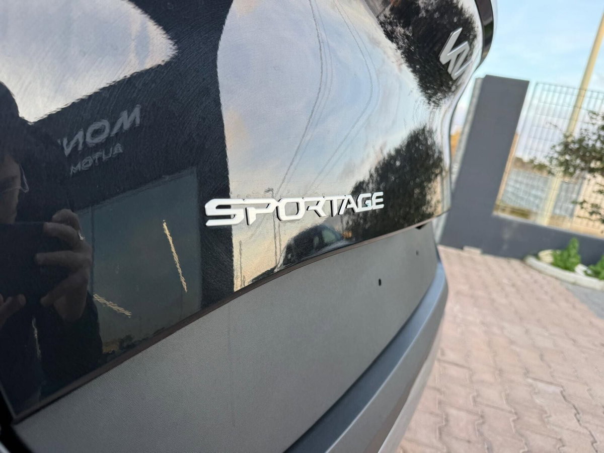 Kia Sportage 1.6 CRDi MHEV Business (17)