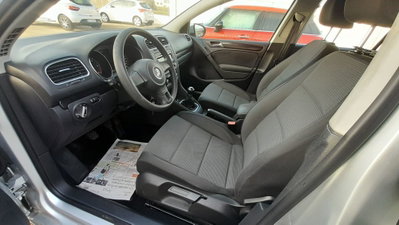 Volkswagen Golf 1.6 TDI DPF 5p. Highline (12)