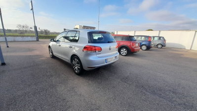 Volkswagen Golf 1.6 TDI DPF 5p. Highline (15)