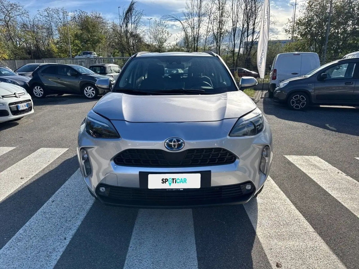 Toyota Yaris Cross 1.5 Hybrid 5p. E-CVT AWD-i Adventure (12)