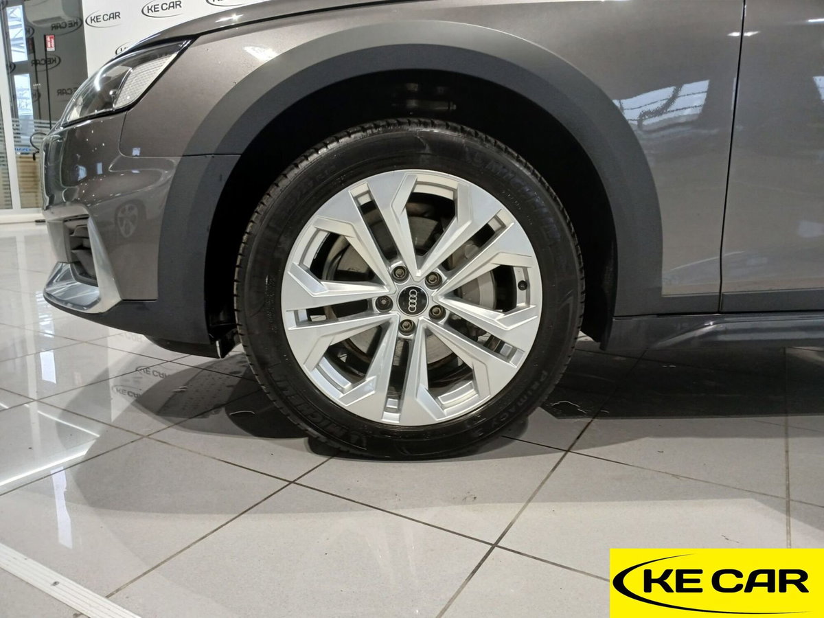 Audi A4 Allroad 40 TDI 204 CV S tronic (9)