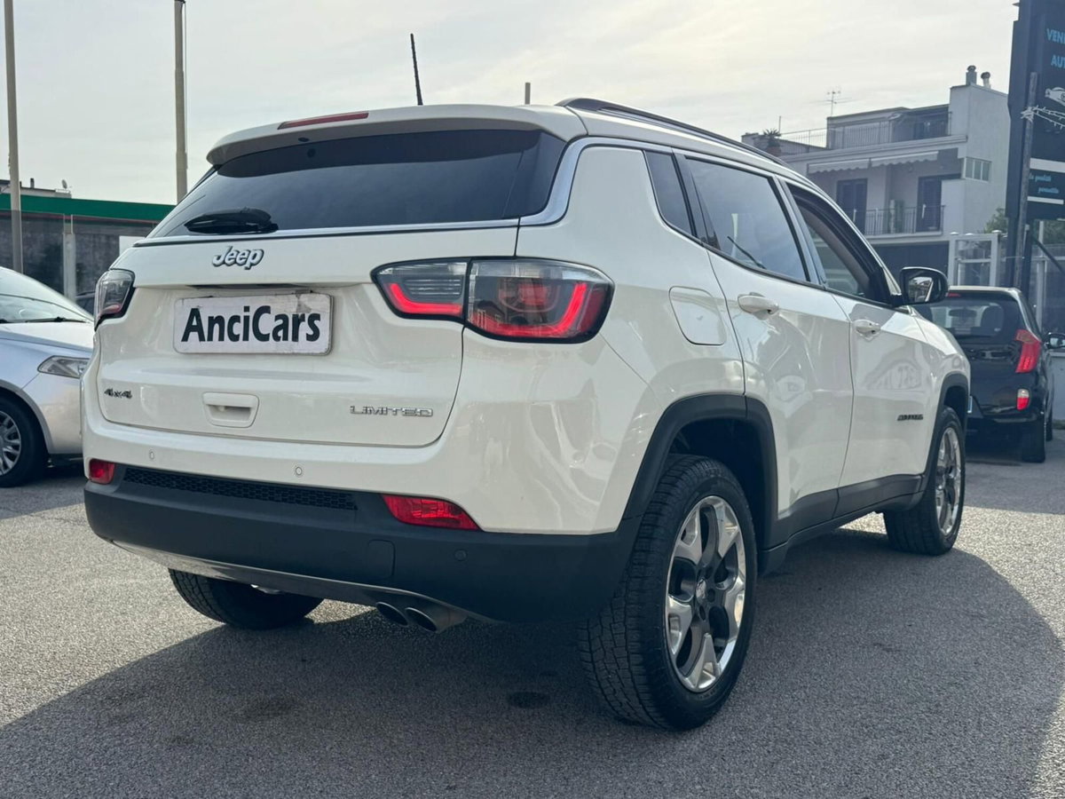 Jeep Compass 2.0 Multijet II aut. 4WD Limited (17)