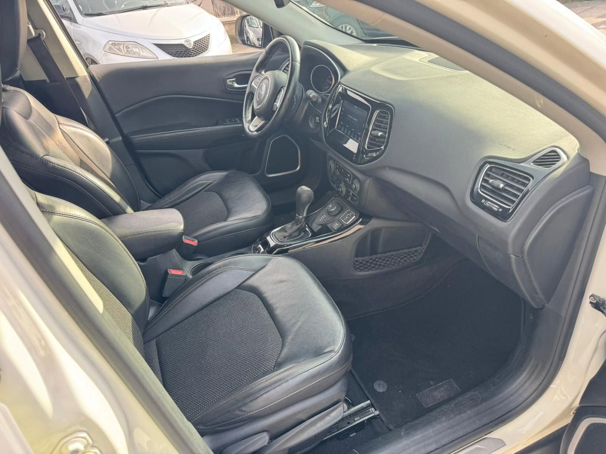 Jeep Compass 2.0 Multijet II aut. 4WD Limited (9)