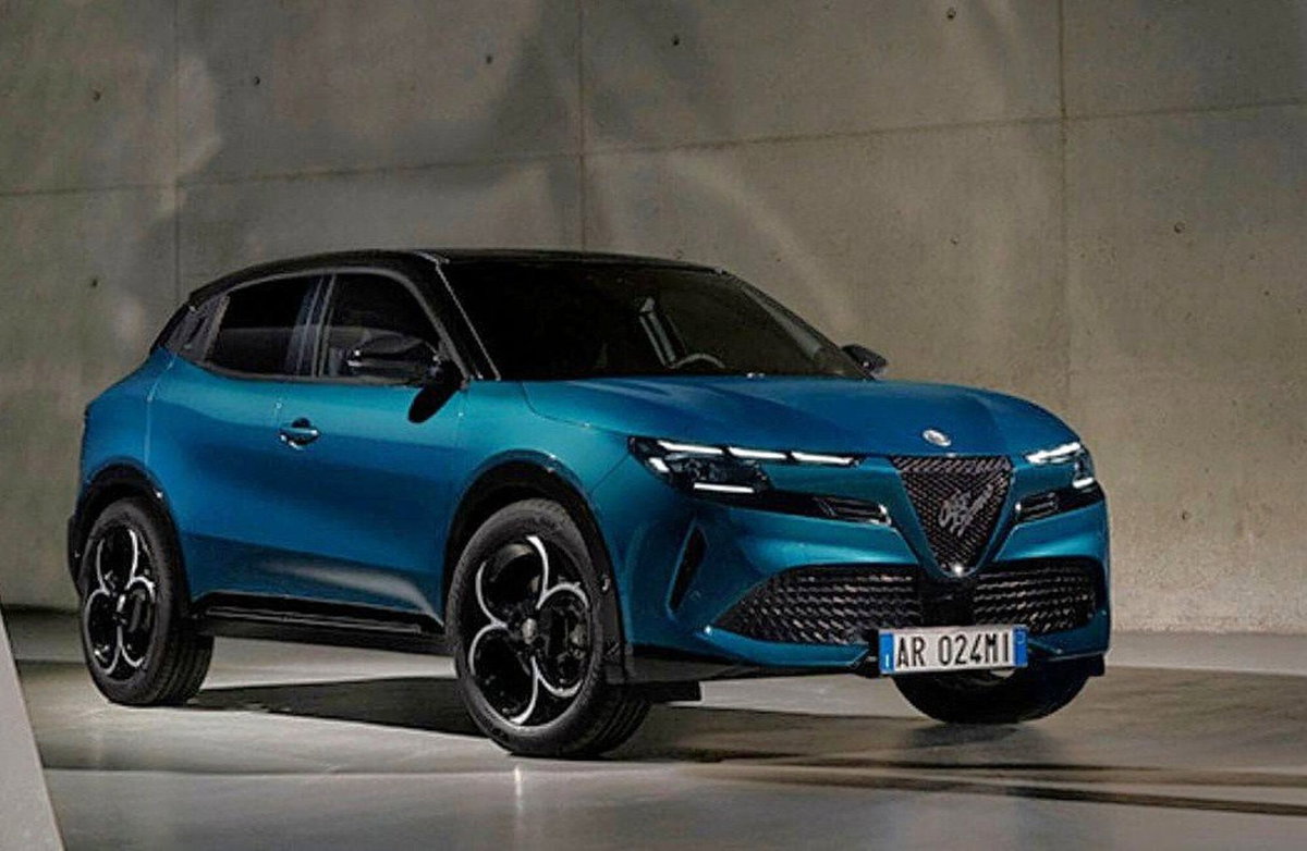 Alfa Romeo Junior 1.2 ibrida Speciale 145cv edct6