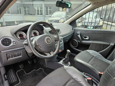 Renault Clio 1.5 dCi 85CV 5 porte Le Iene (7)