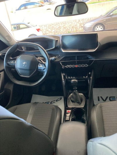 Peugeot 2008 BlueHDi 110 S&S Allure (9)