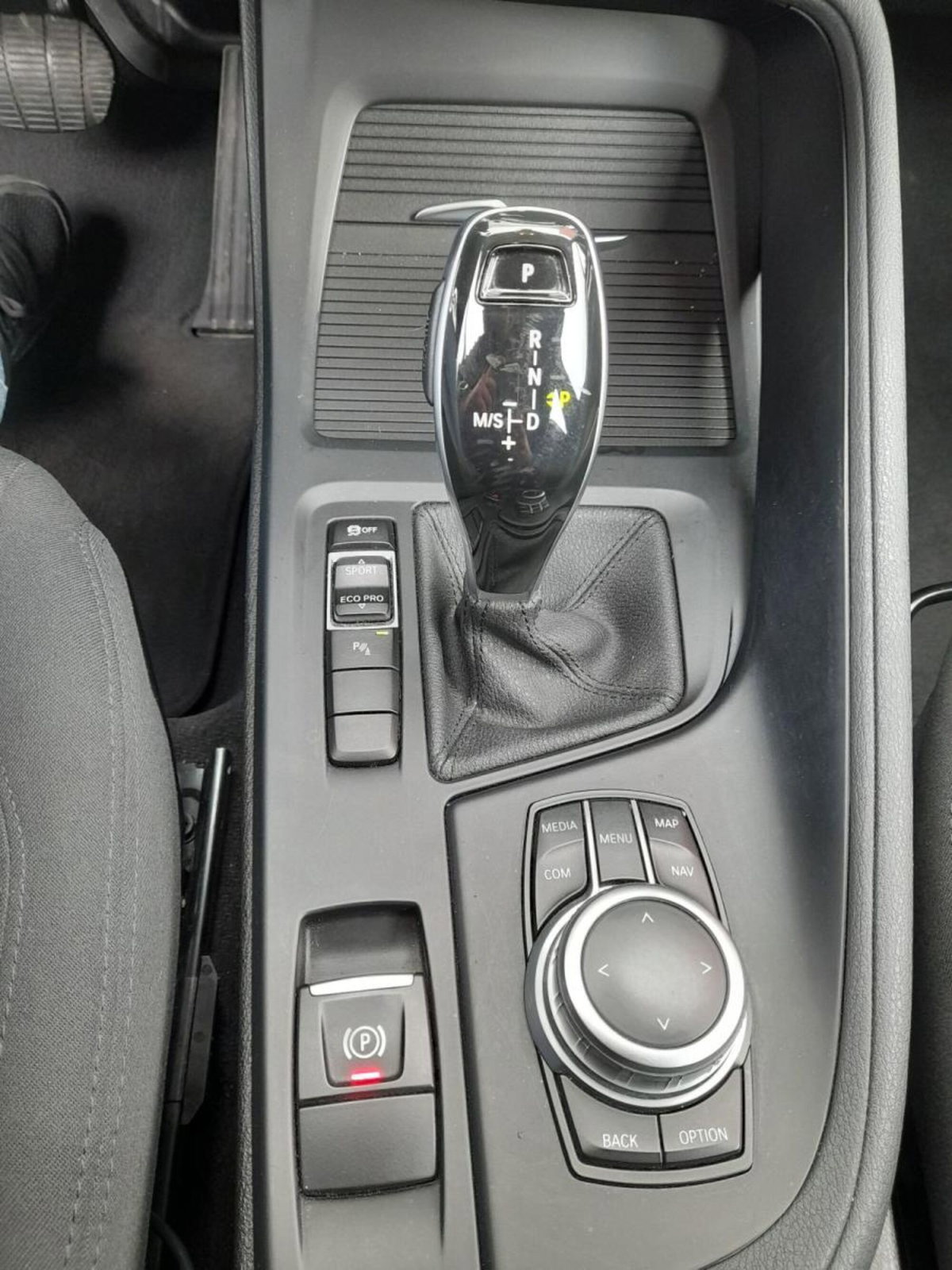 BMW X1 sDrive18d Business (13)