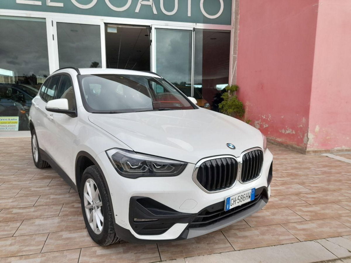 BMW X1 sDrive18d Business (3)