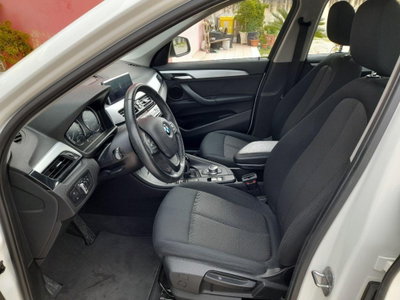 BMW X1 sDrive18d Business (8)