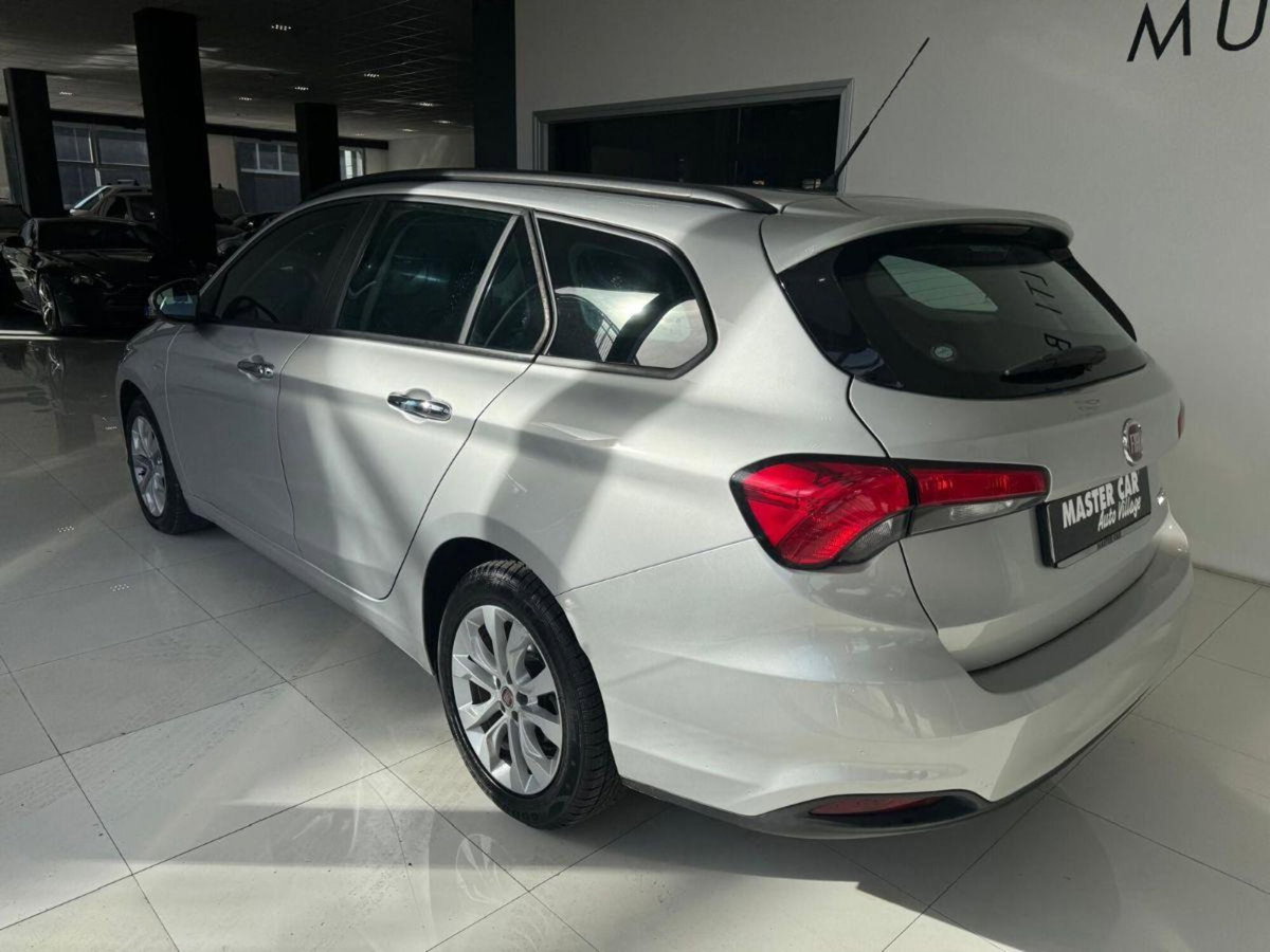 Fiat Tipo Station Wagon Tipo 1.6 Mjt S&S SW Lounge (2)