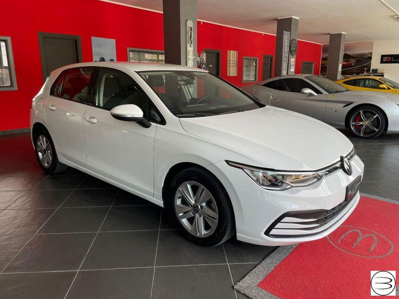 Volkswagen Golf 1.0 eTSI EVO DSG Life