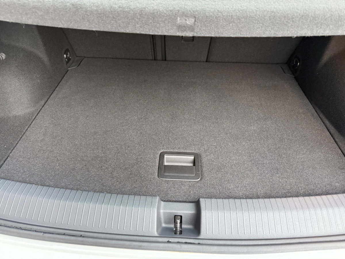 Volkswagen T-Roc 2.0 TDI SCR 150 CV DSG Style BlueMotion Technology (18)
