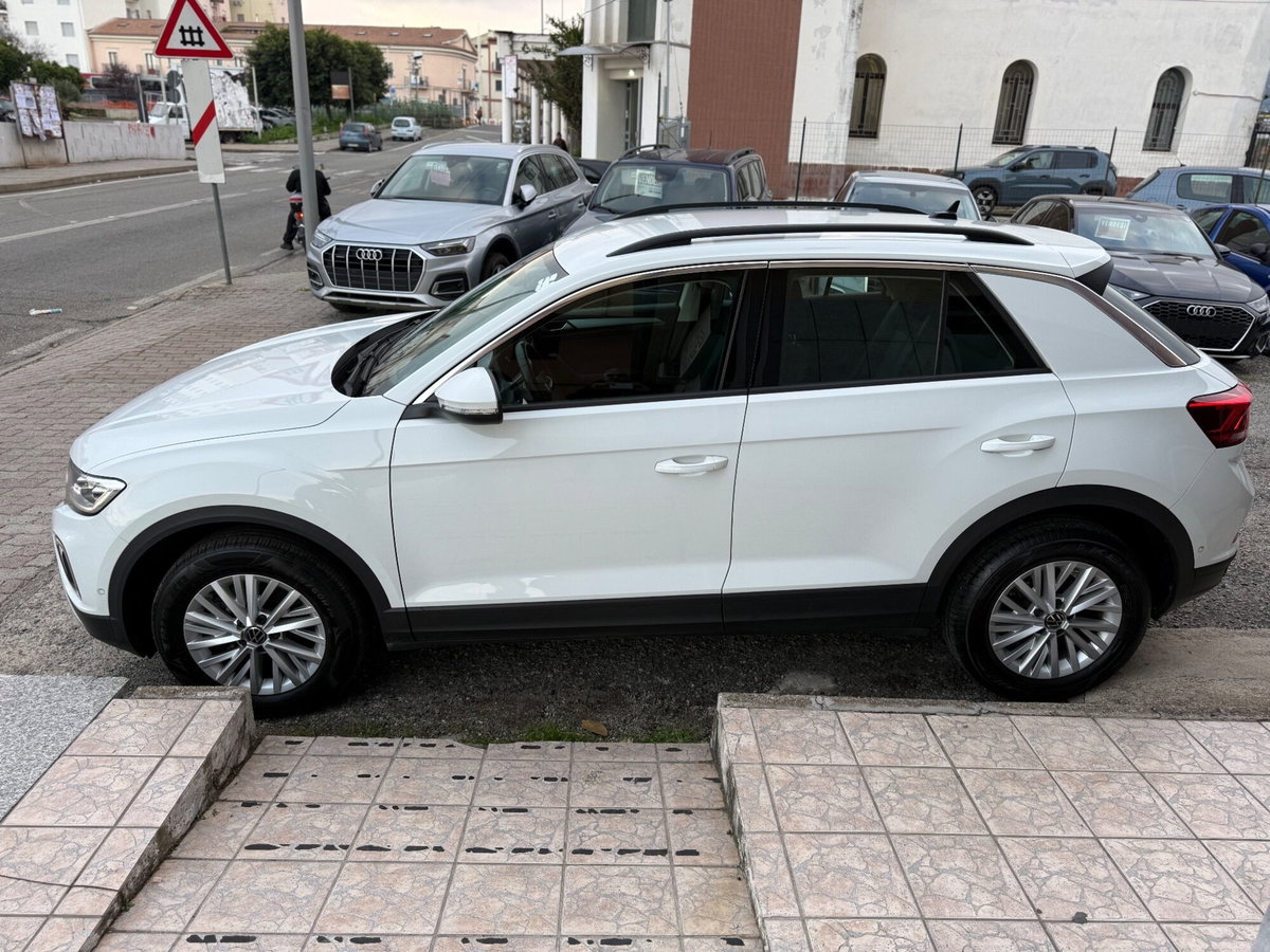 Volkswagen T-Roc 2.0 TDI SCR 150 CV DSG Style BlueMotion Technology (9)
