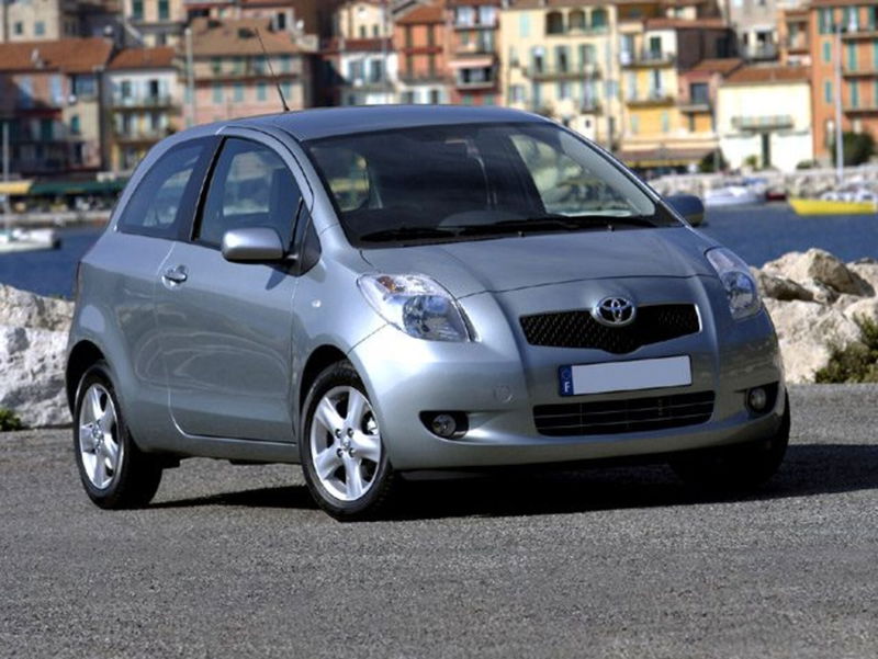 Toyota Yaris 1.0 3 porte Sol