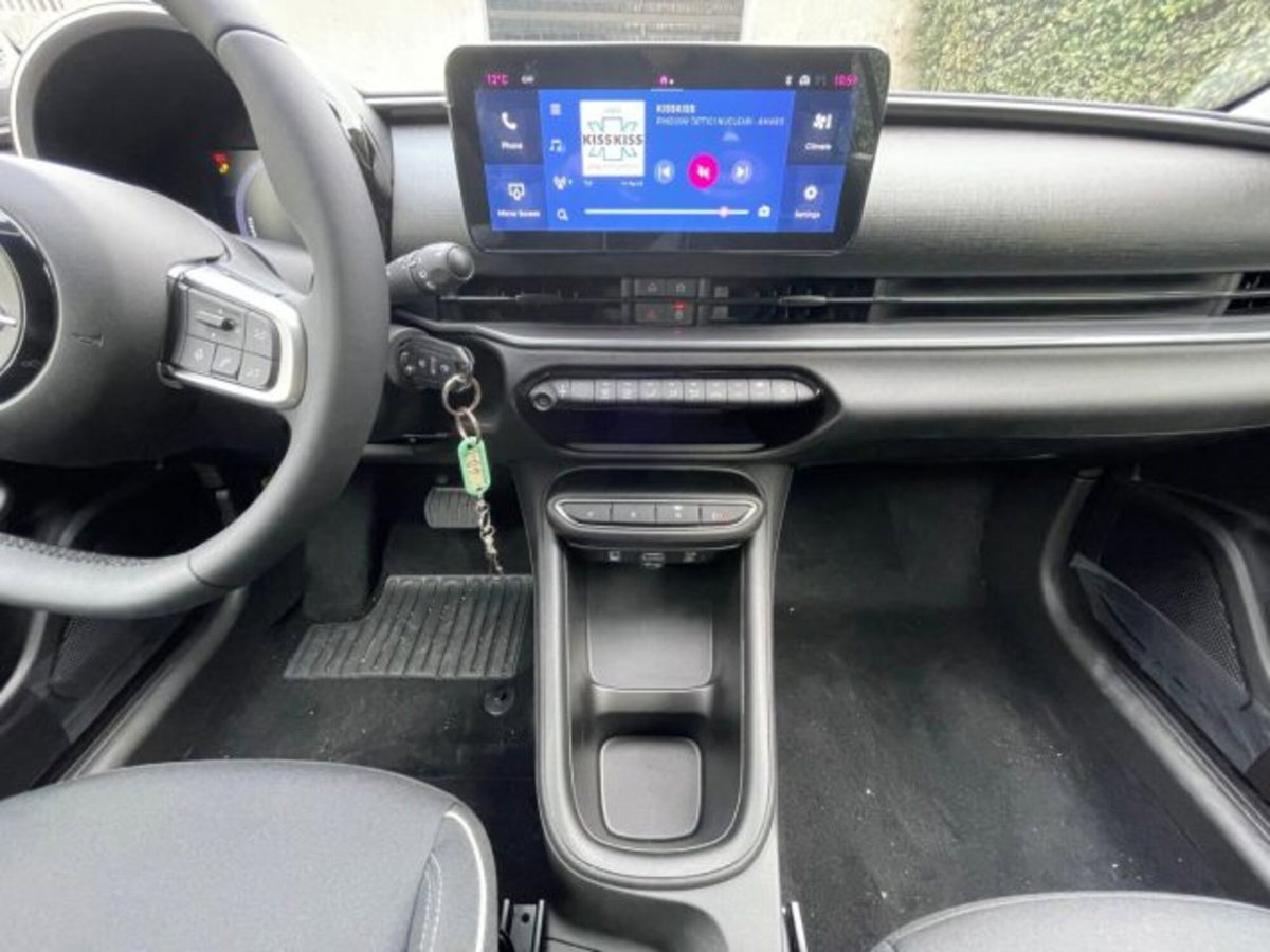 Fiat 600 1.2 hybrid Serie Speciale Icon 110cv auto (17)