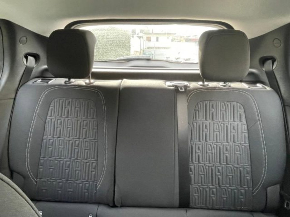 Fiat 600 1.2 hybrid Serie Speciale Icon 110cv auto (18)