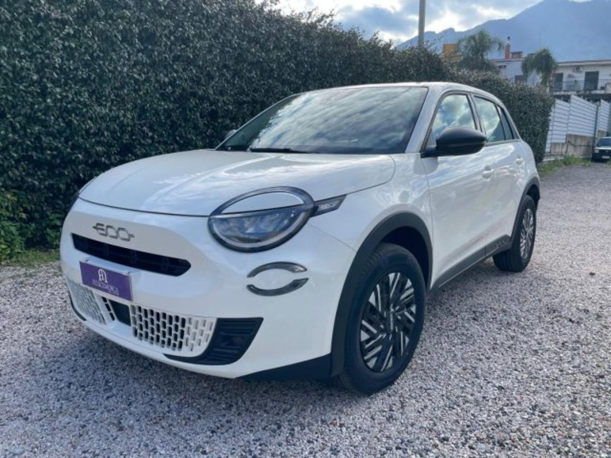 Fiat 600 1.2 hybrid Serie Speciale Icon 110cv auto (2)
