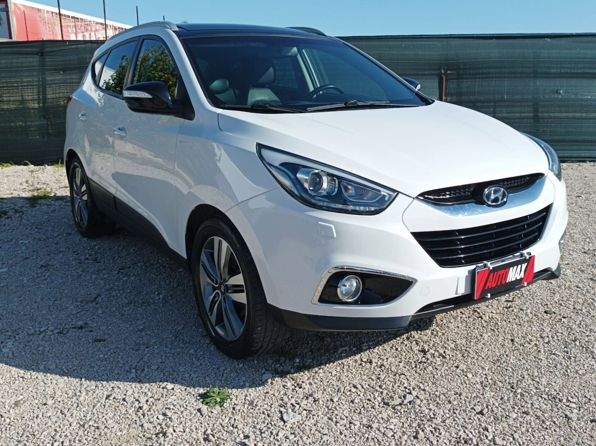 Hyundai ix35 1.7 CRDi 2WD Xpossible (2)